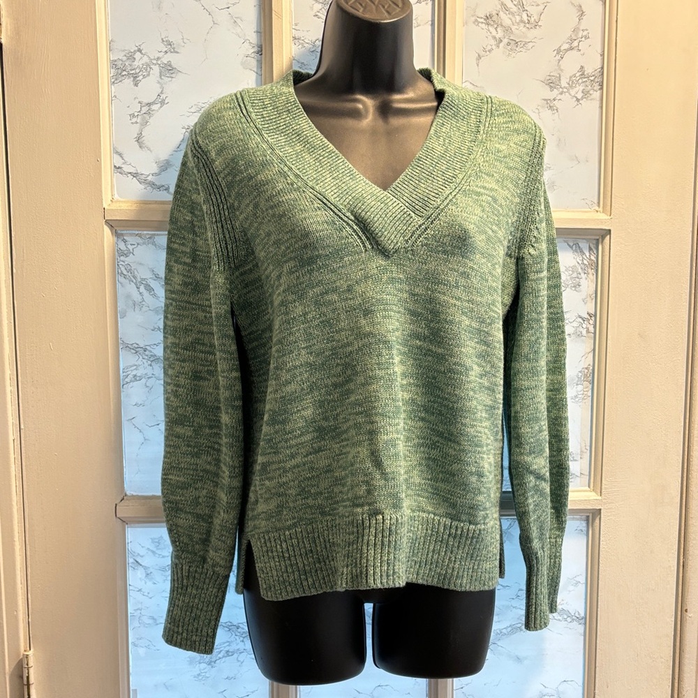 Gap Size Small Sweater 100% Cotton Gently Used Colored Green White NWOTS